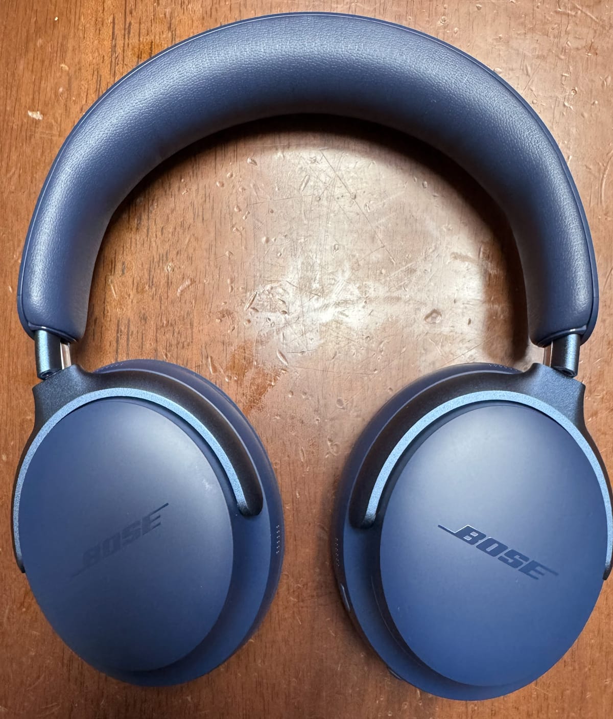 Bose QuietComfort Ultra Headphones LE本体