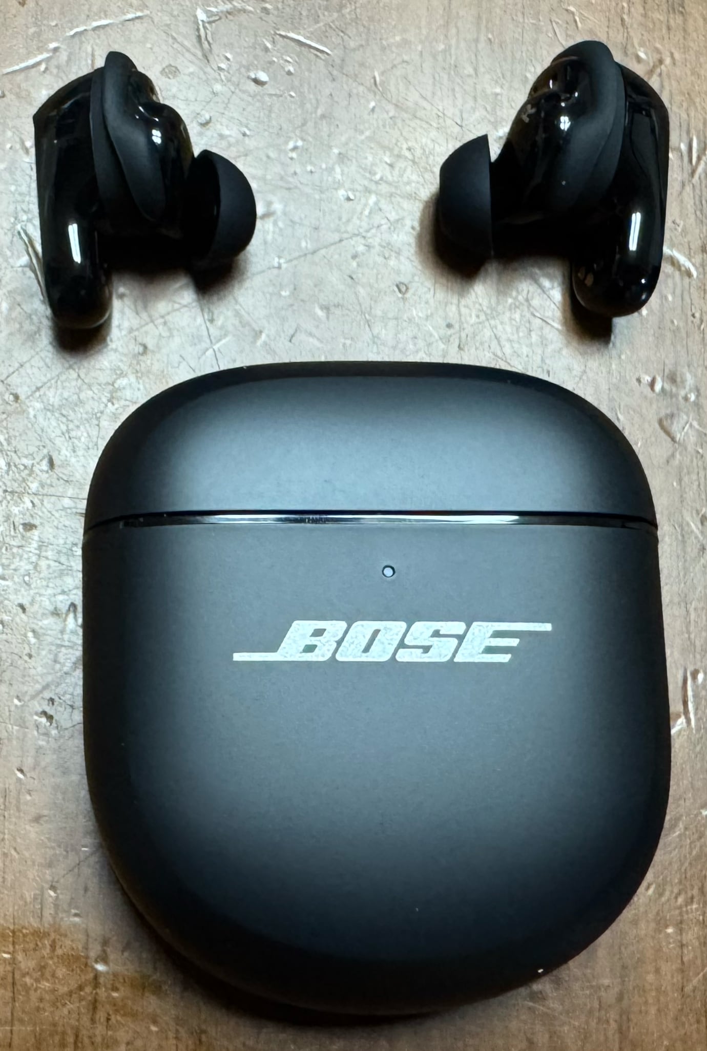 Bose QuietComfort Ultra Earbuds（第2世代）イヤホンケースの中身